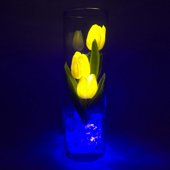 Ночник "Светодиодные цветы" LED Florarium, 3 жёлтых тюльпана с синей подсветкой — Купить по низкой цене в интернет-магазине