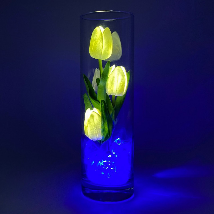 Ночник "Светодиодные цветы" LED Florarium, 3 белых тюльпана с синей подсветкой — Купить по низкой цене в интернет-магазине